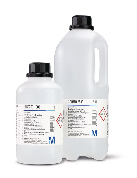 Ammonium Chloride Solution, 1 M, 500 mL